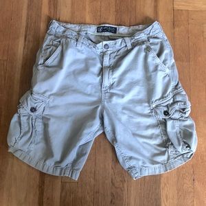 American Eagle Gray Shorts Men’s Size 36